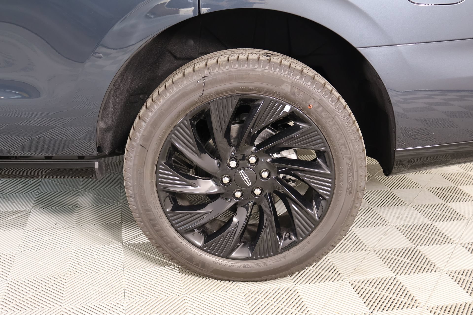 New 2025 Lincoln Navigator Reserve w/ Jet Appearance Package AWD/4WD image 21