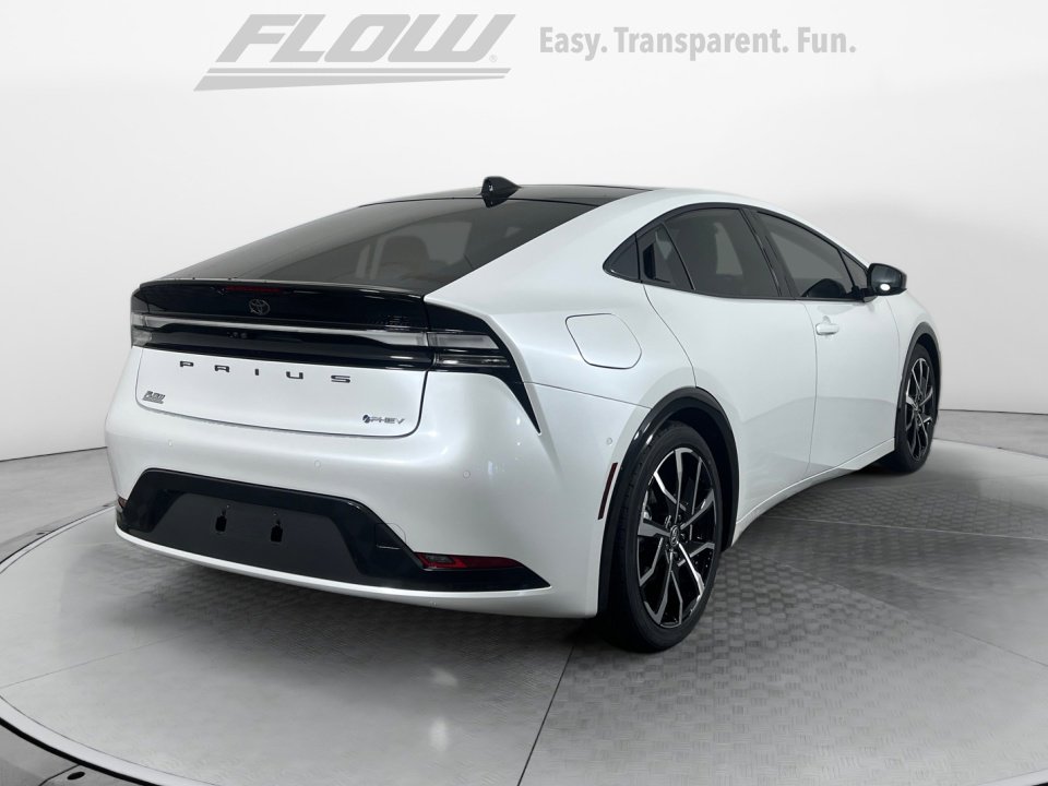 New 2026 Toyota Prius Plug-In Hybrid image 7
