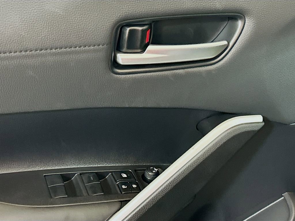 New 2026 Toyota Corolla Cross XLE FWD image 17