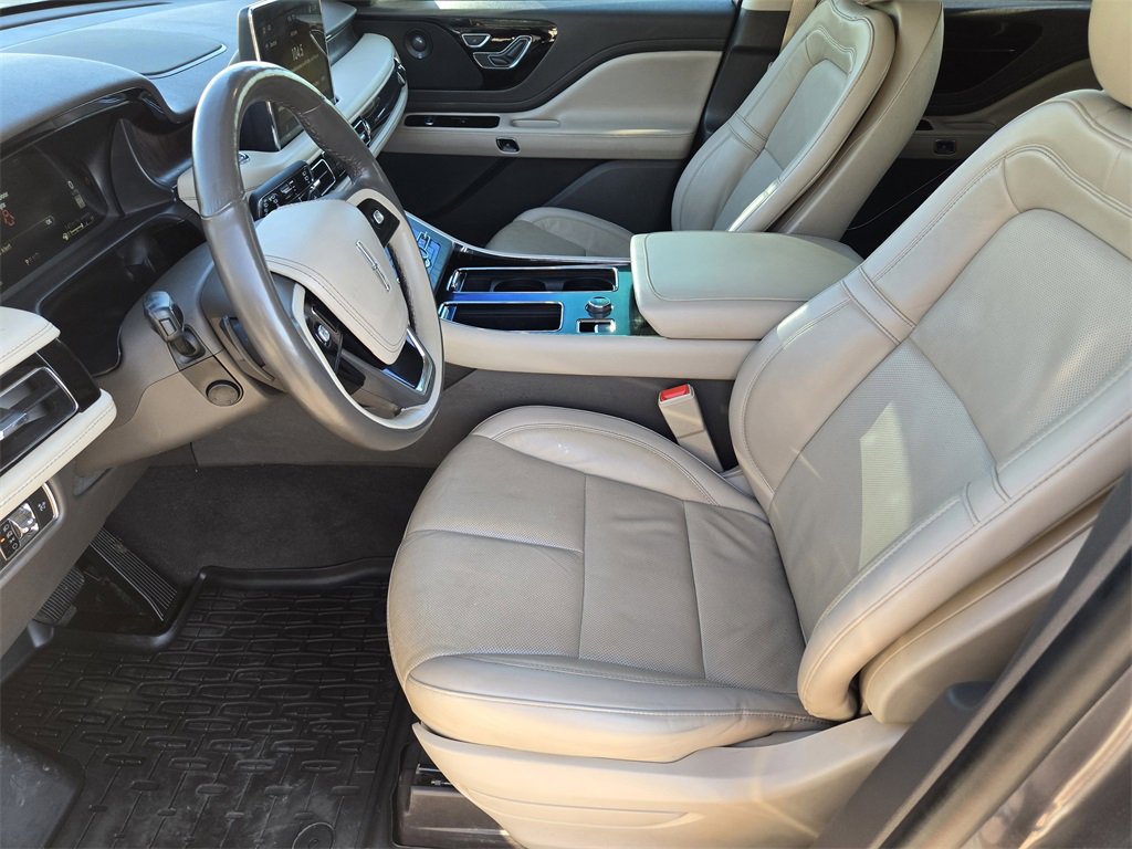 Used 2022 Lincoln Aviator Reserve w/ Elements Package Plus image 11