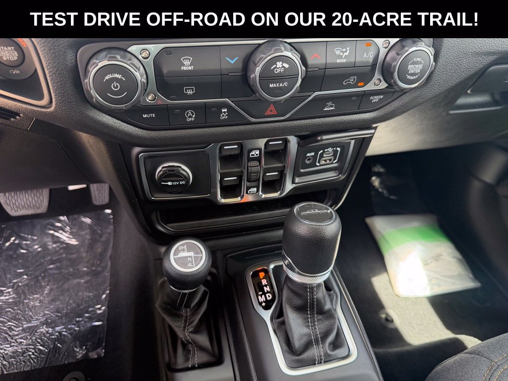 New 2026 Jeep Gladiator Sport AWD/4WD image 17