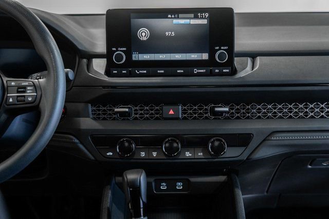 Used 2025 Honda Accord SE image 16