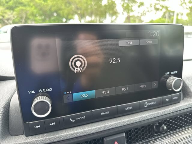 Used 2025 Honda CR-V LX image 16