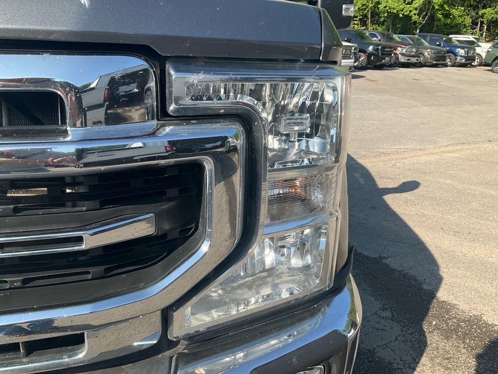 Used 2022 Ford F350 Lariat w/ Lariat Value Package AWD/4WD image 9