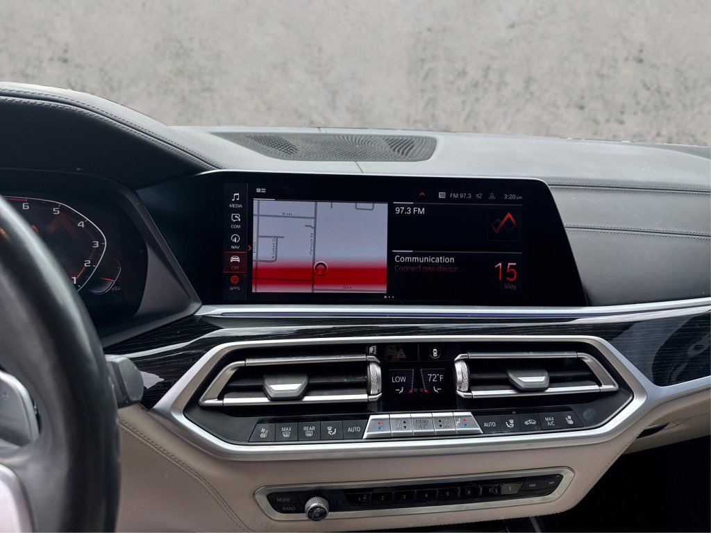 Used 2020 BMW X7 M50i w/ Dynamic Handling Package AWD/4WD image 24