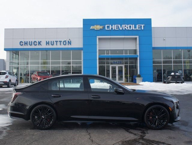 Used 2025 Cadillac CT5 V image 1