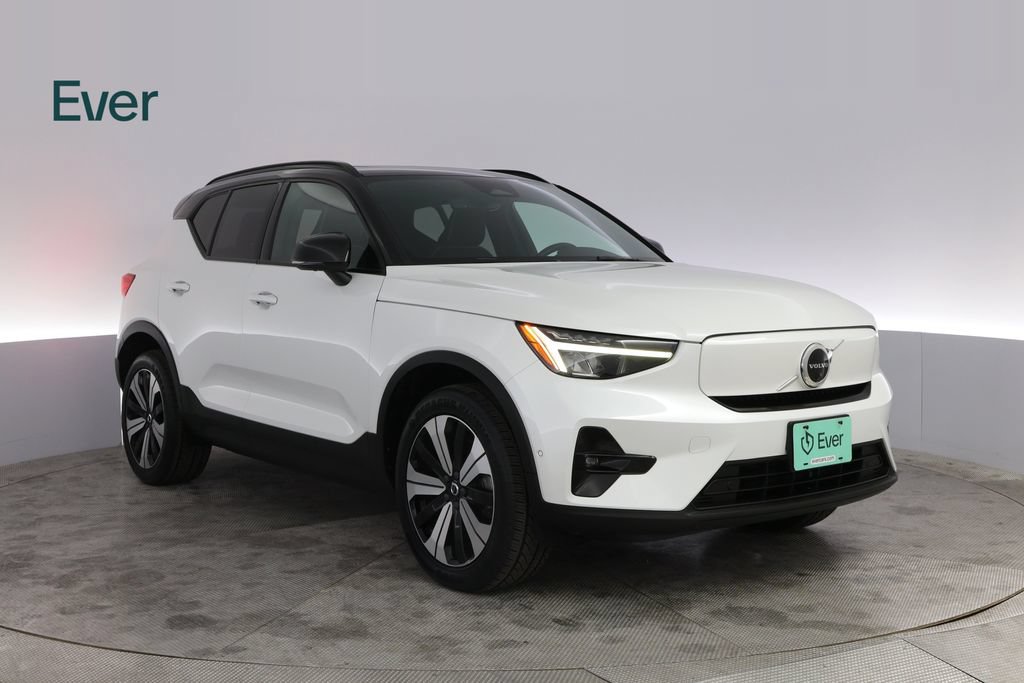 Used 2023 Volvo XC40 Recharge Plus AWD/4WD image 13