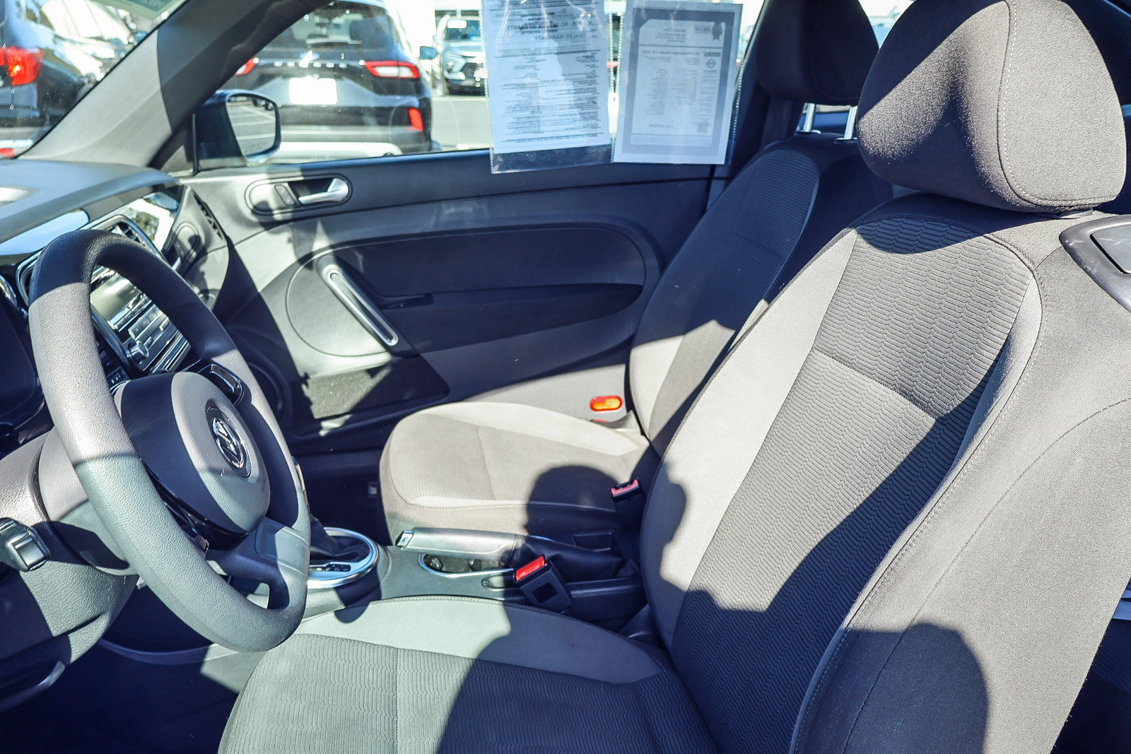 Used 2013 Volkswagen Beetle 2.5 image 11