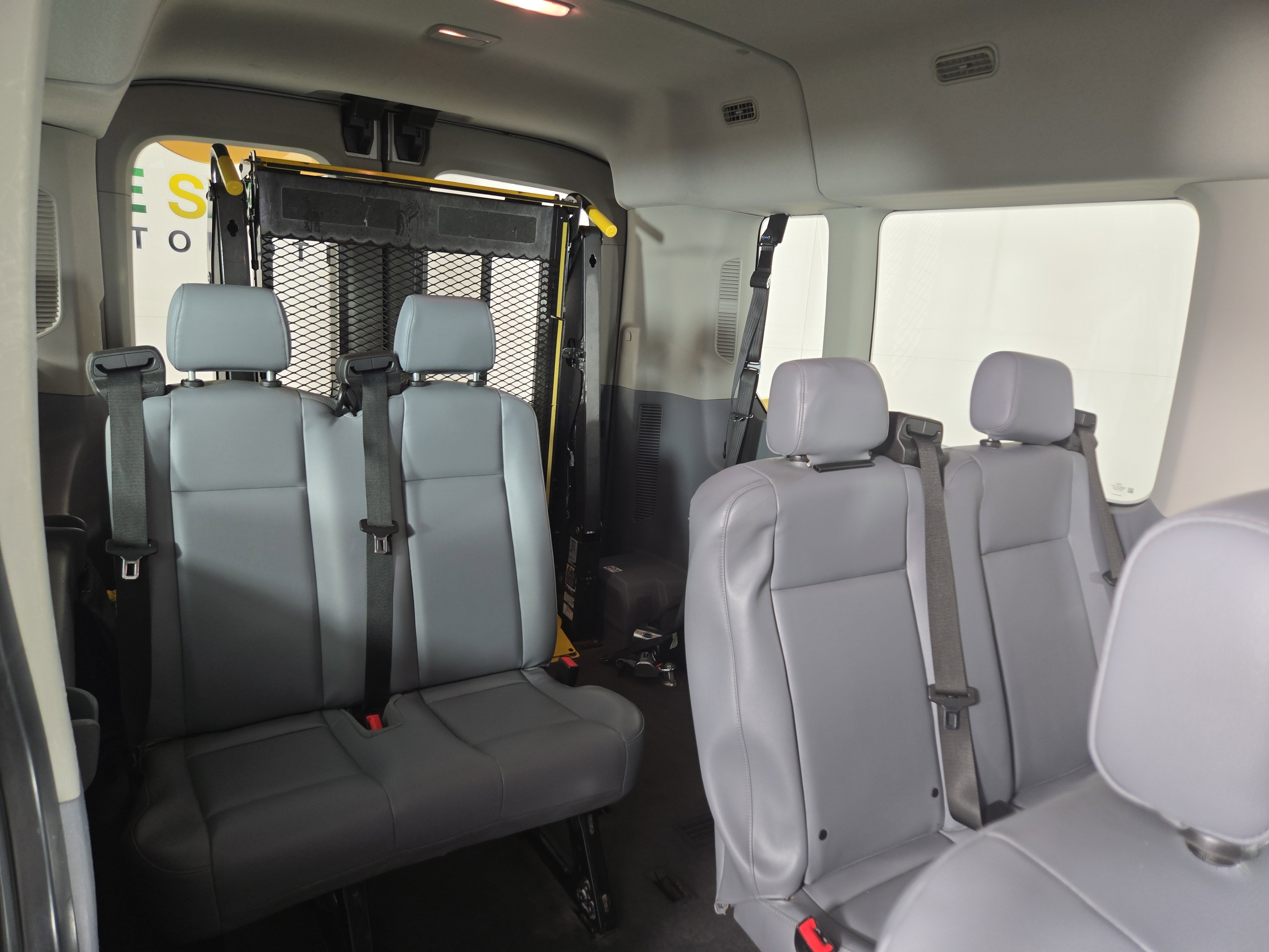 Used 2018 Ford Transit 350 XL RWD image 13