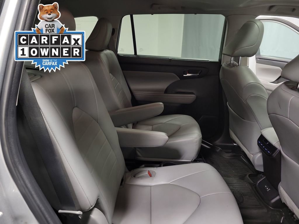 Used 2022 Toyota Highlander XLE image 22
