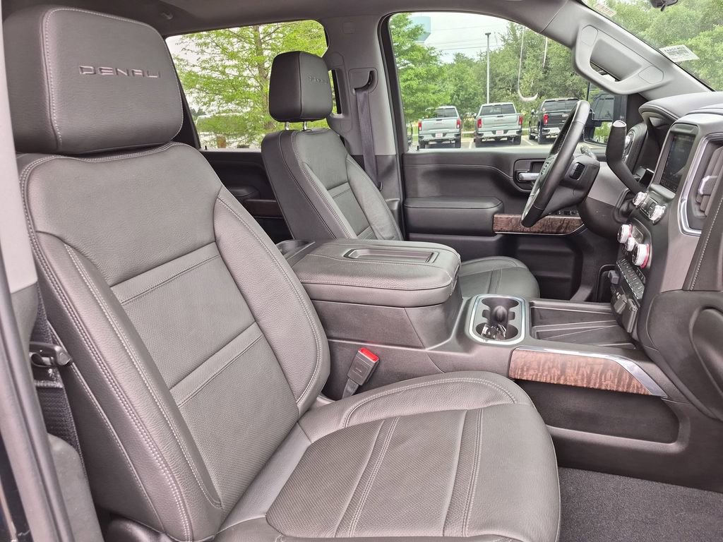 Used 2021 GMC Sierra 2500 Denali w/ Denali Black Diamond Edition AWD/4WD image 42