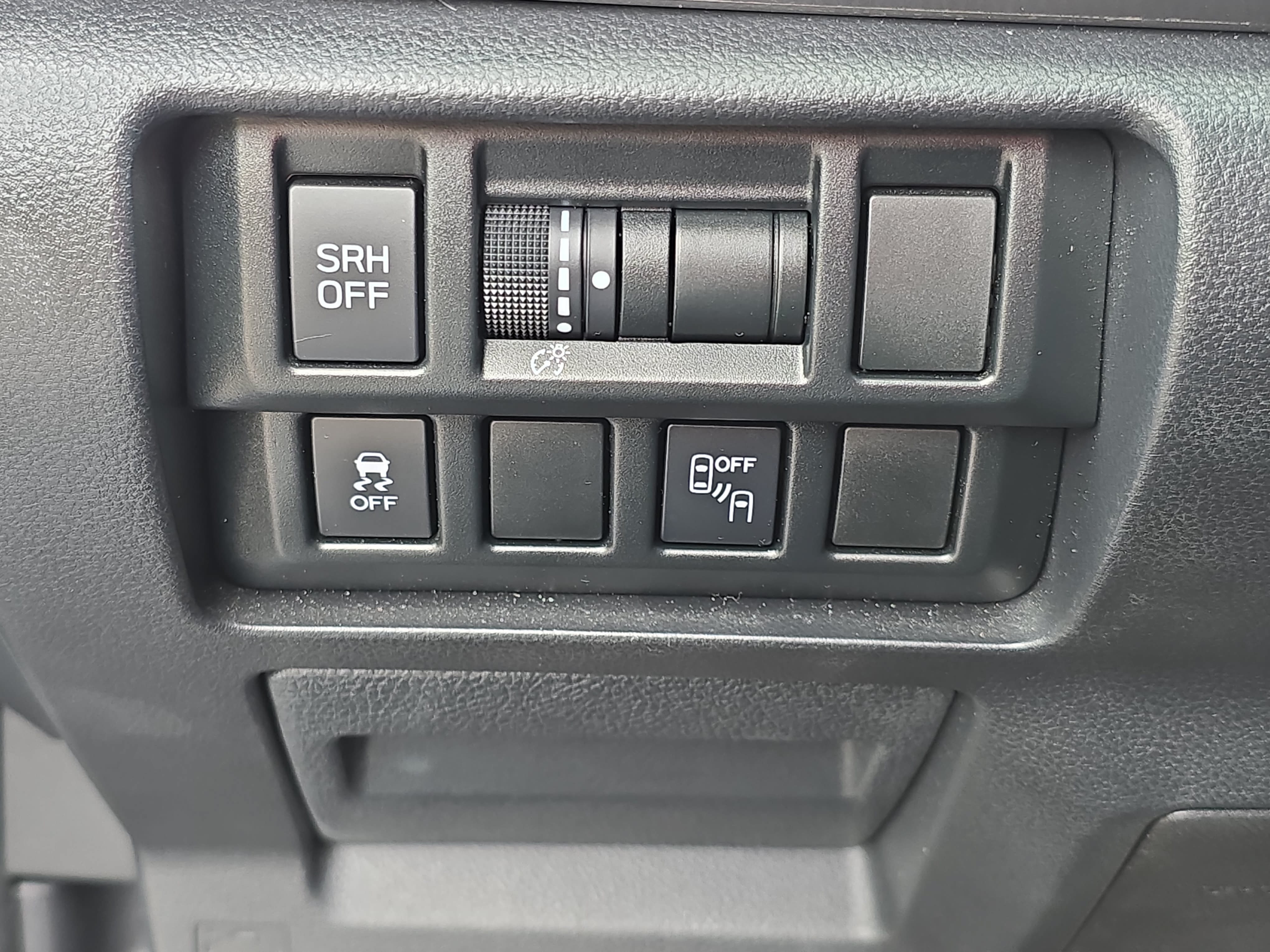 Used 2018 Subaru Crosstrek 2.0i Limited AWD/4WD image 25