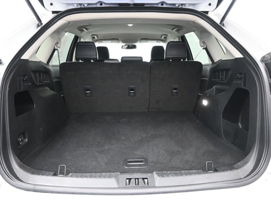 Used 2024 Ford Edge SEL image 31