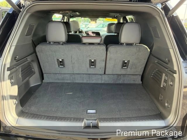 Used 2026 Chevrolet Traverse RS AWD/4WD image 25