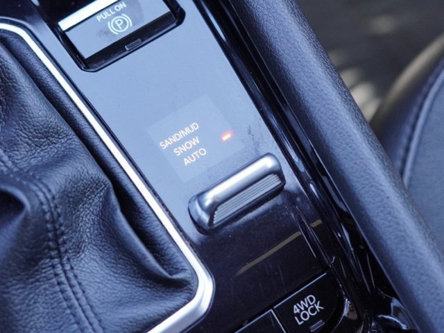 Used 2023 Jeep Compass Limited AWD/4WD image 32