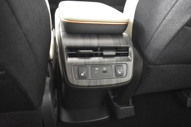 Certified 2024 Nissan Ariya AWD image 30