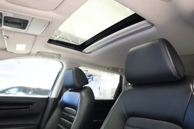 Used 2025 Honda CR-V EX-L image 29