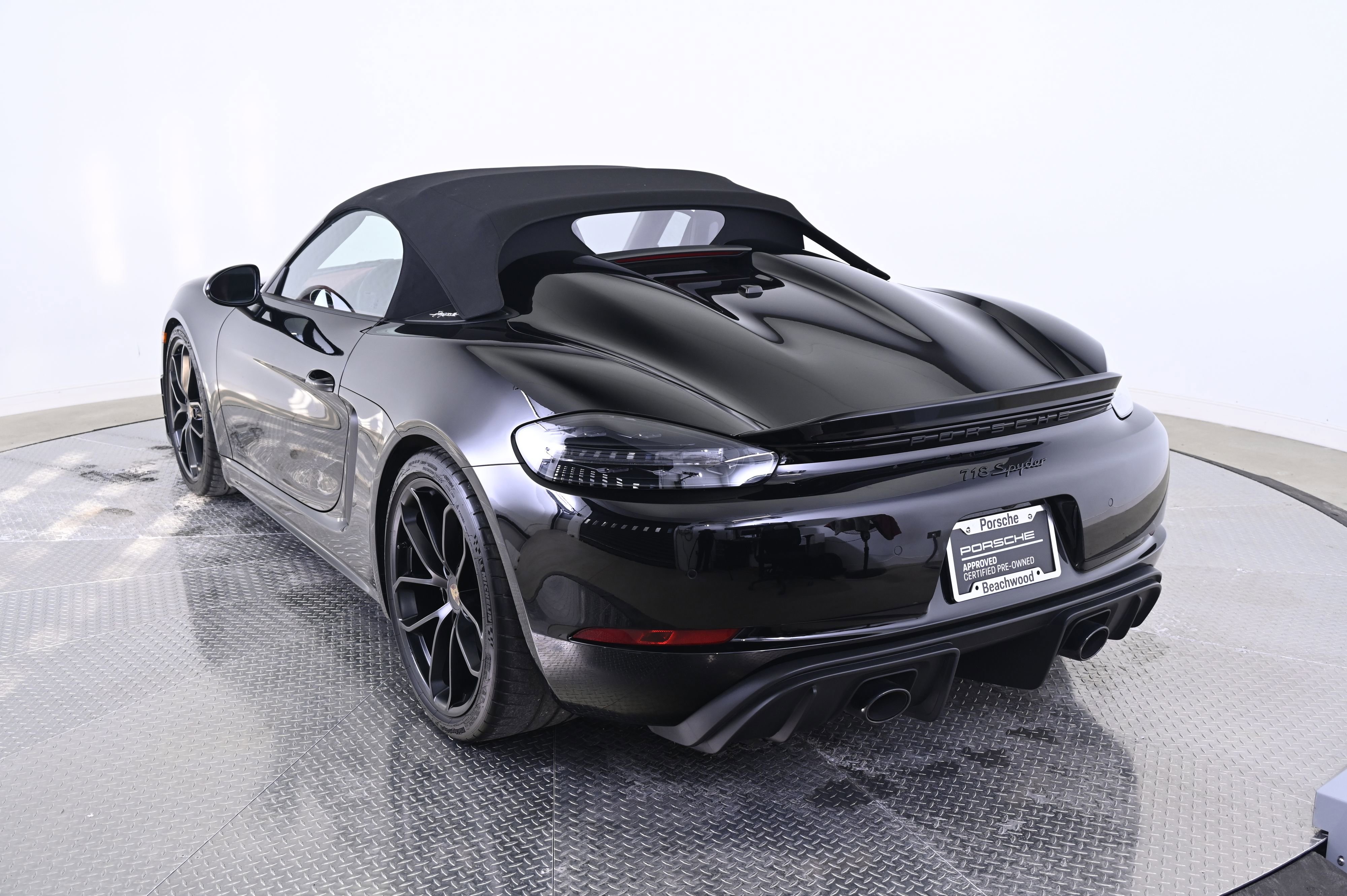 Used 2022 Porsche 718 Boxster Spyder image 13