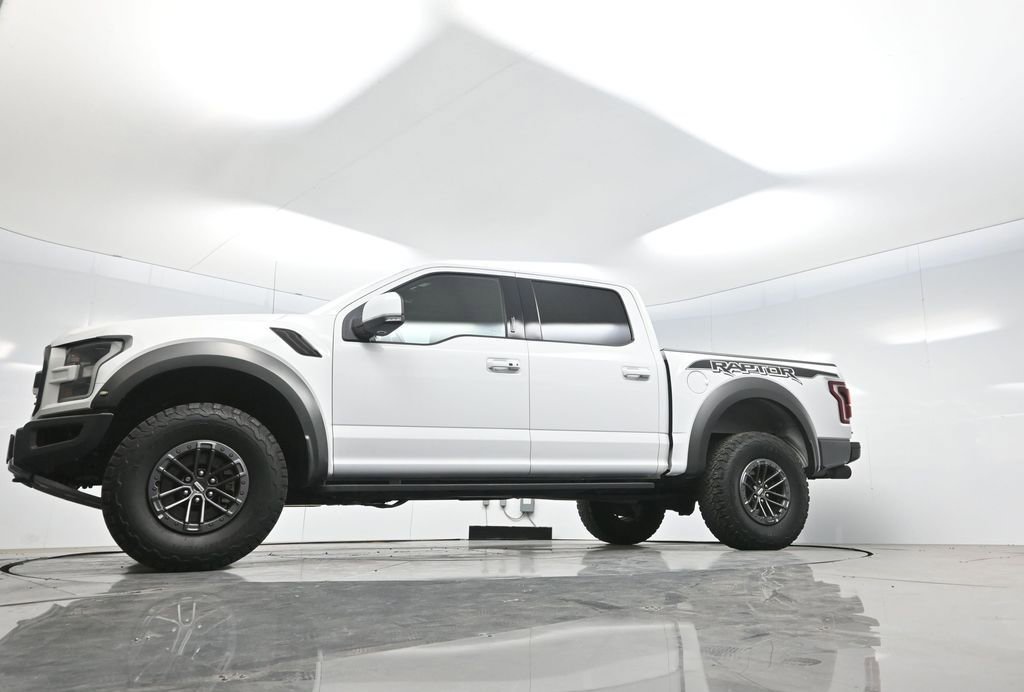 Used 2020 Ford F150 Raptor w/ Equipment Group 802A Luxury image 7