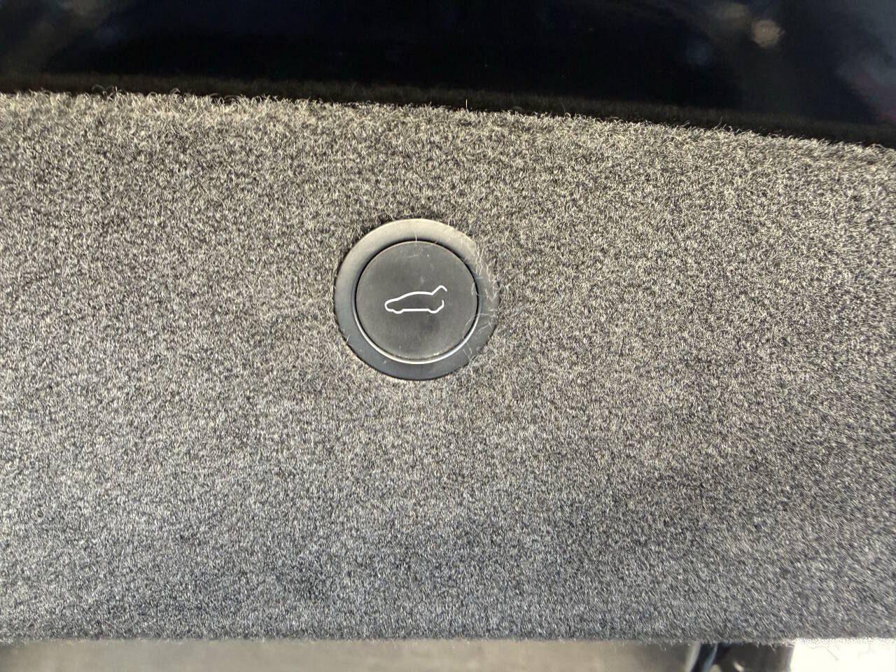 Used 2023 Tesla Model X AWD/4WD image 30