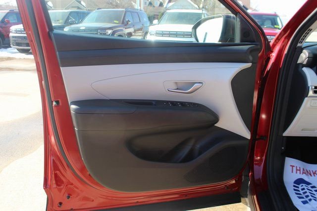 Used 2025 Hyundai Tucson SEL image 8