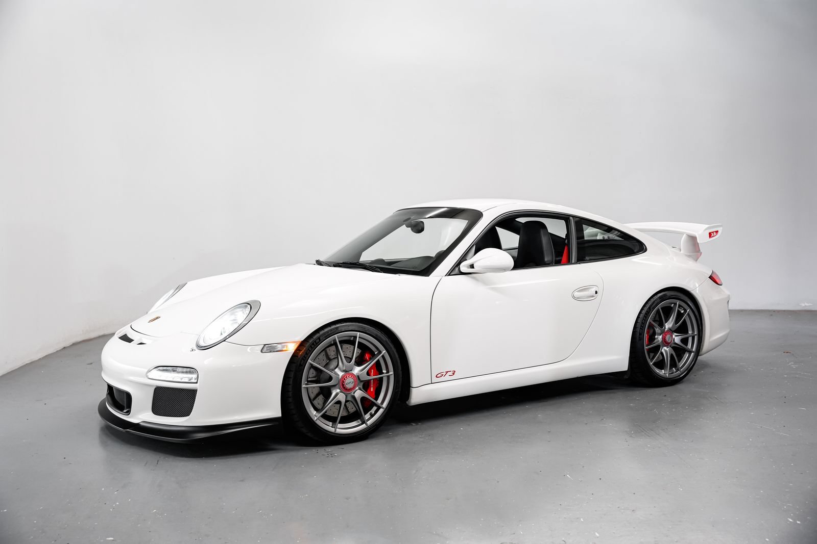 Used 2010 Porsche 911 GT3 RWD image 6