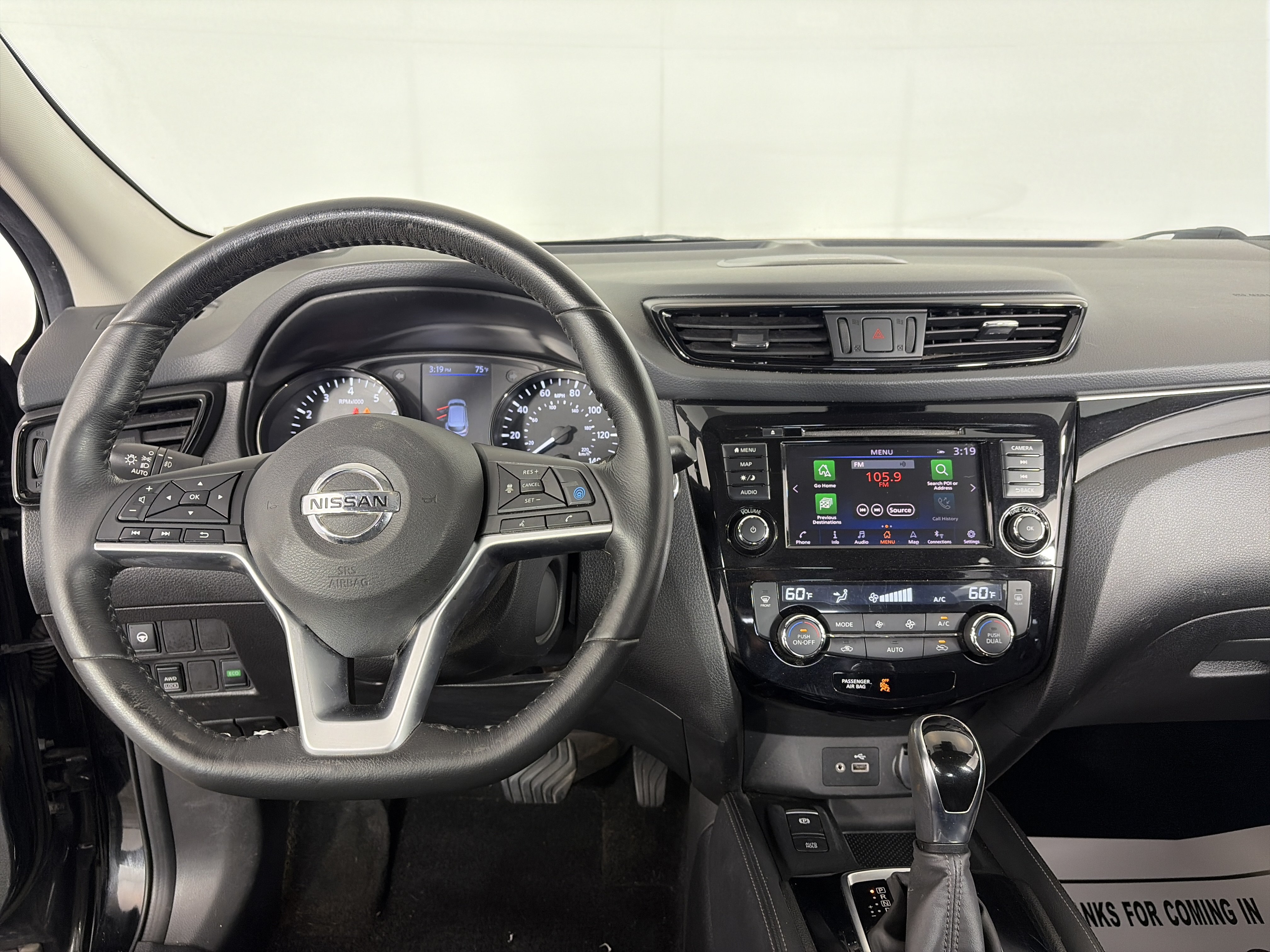 Used 2019 Nissan Rogue Sport SL AWD/4WD image 3