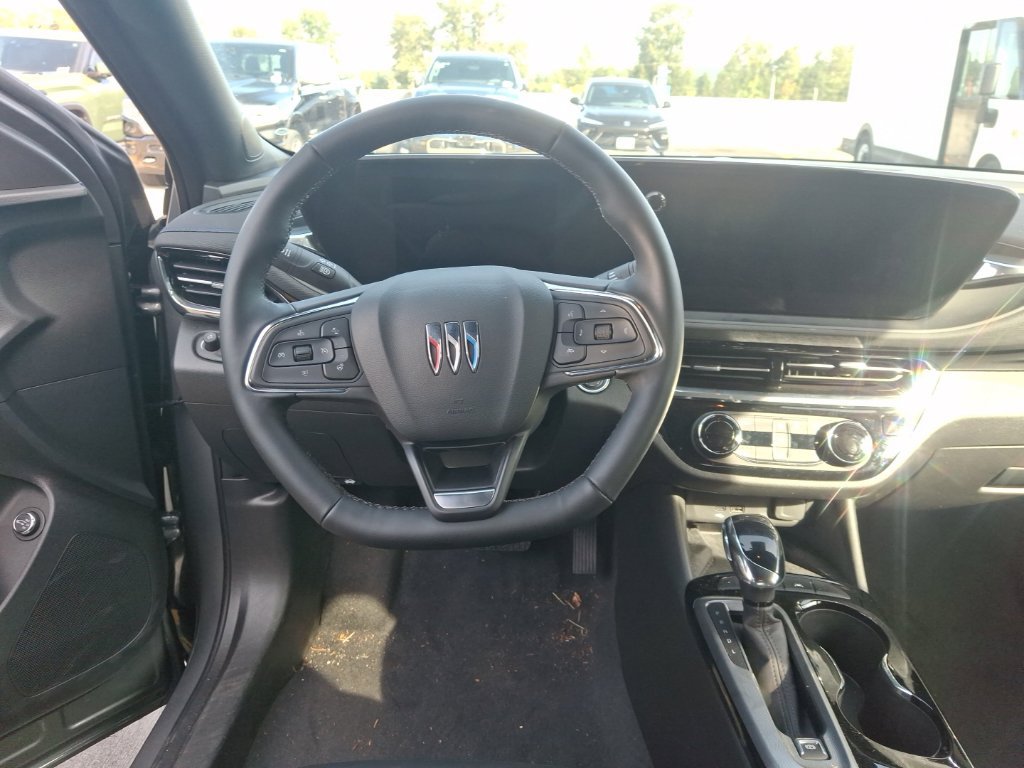 Used 2026 Buick Envista Sport Touring w/ Convenience I Package FWD image 13
