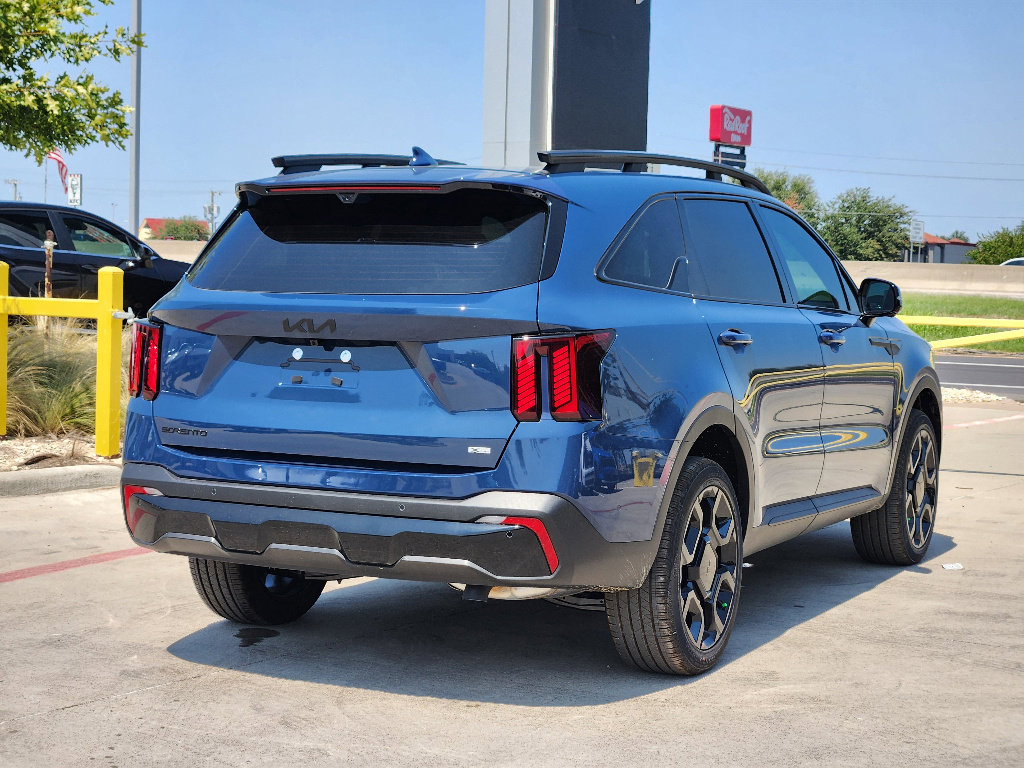 New 2026 Kia Sorento SX Prestige w/ Olive Brown Leather Package image 4