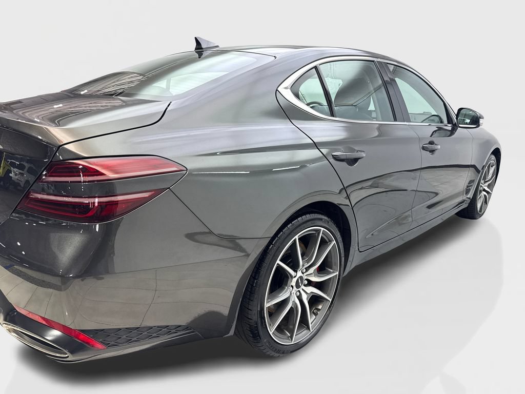 Used 2025 Genesis G70 2.5T RWD image 13