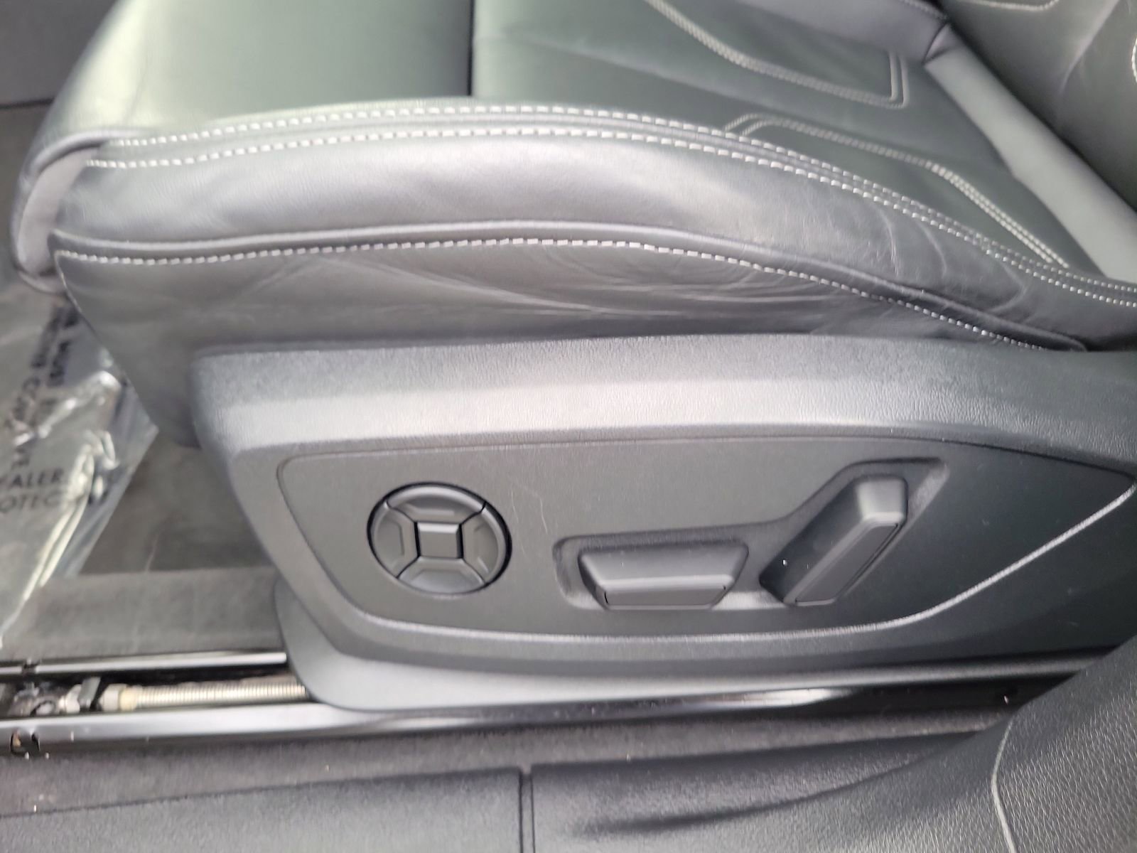 Used 2024 Audi Q3 2.0T Premium Plus image 33