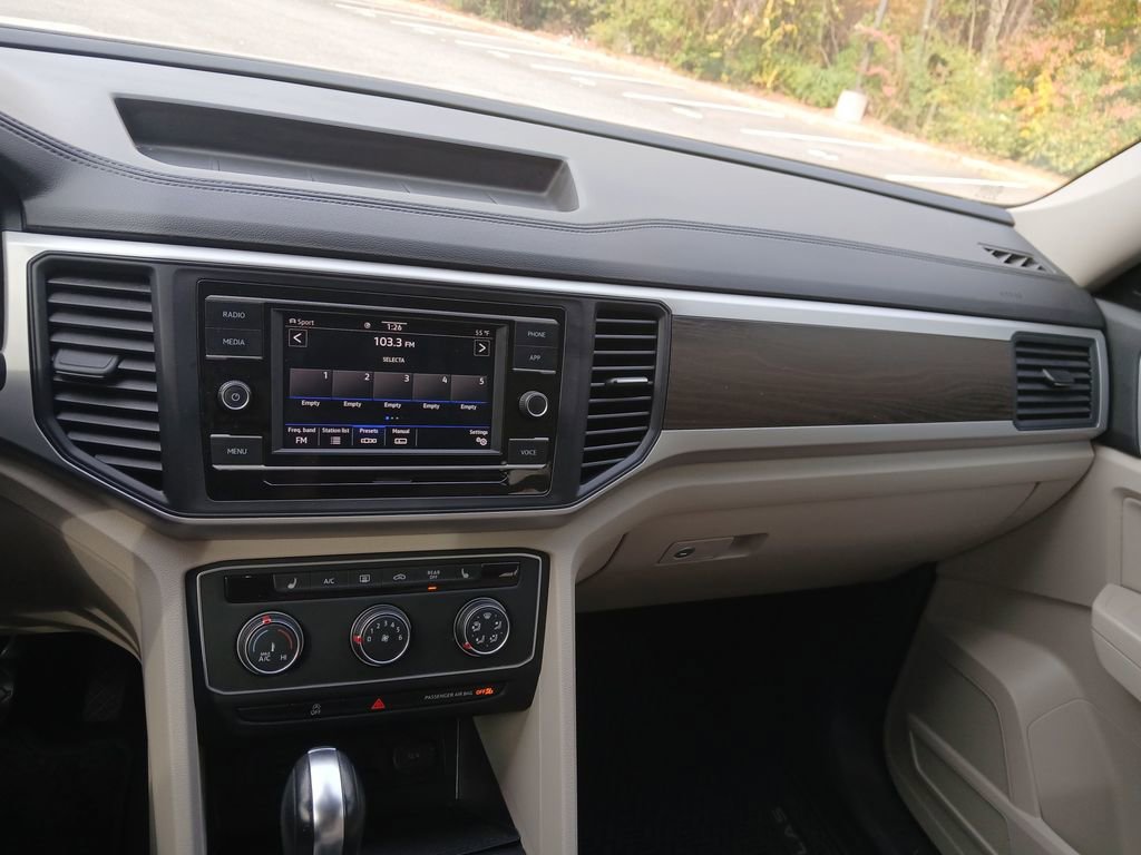 Used 2022 Volkswagen Atlas SE image 17