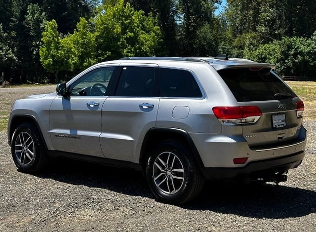 Used 2018 Jeep Grand Cherokee Limited AWD/4WD image 7