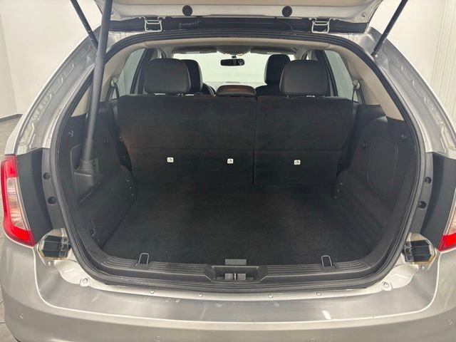 Used 2014 Ford Edge Limited w/ Driver Entry Package FWD image 7
