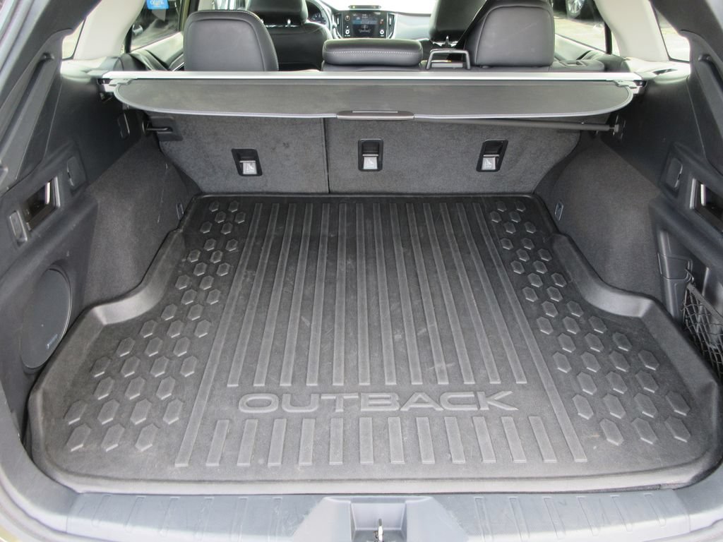 Used 2020 Subaru Outback Limited AWD/4WD image 12
