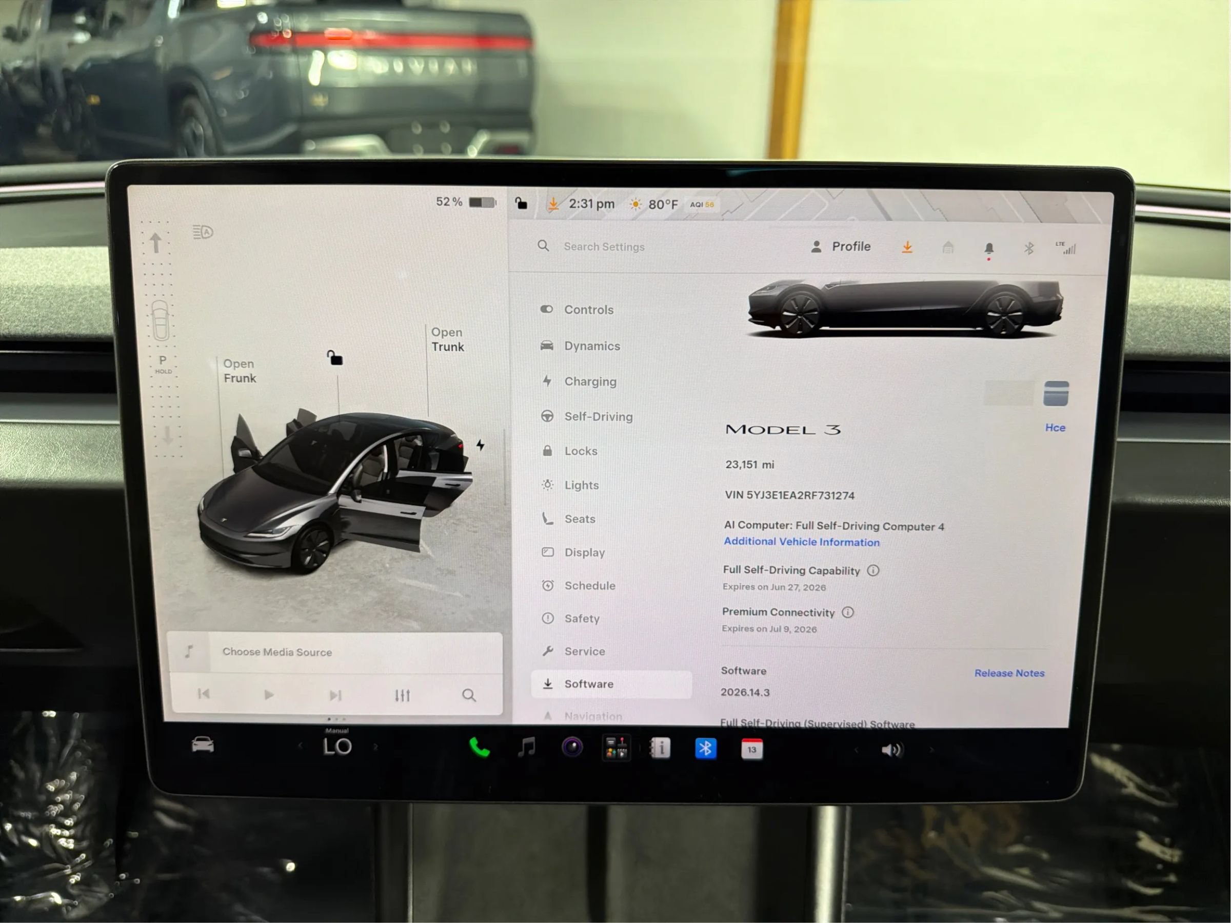 Used 2024 Tesla Model 3 Standard Range RWD image 29