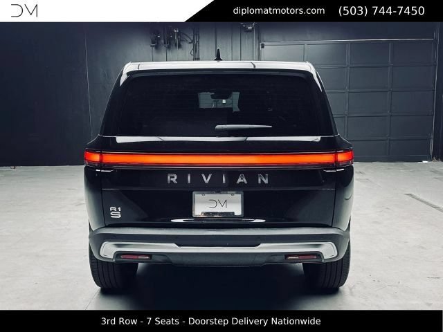 Used 2024 Rivian R1S Adventure AWD/4WD image 5