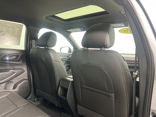 New 2026 Chevrolet Trax RS w/ Sunroof Package image 16