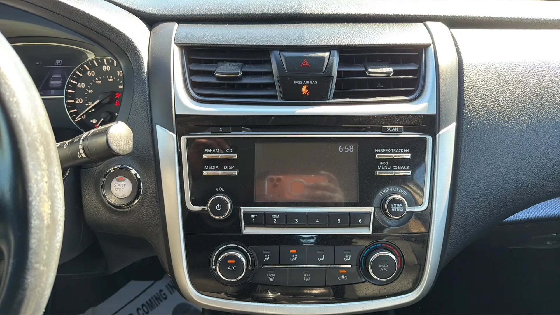 Used 2018 Nissan Altima 2.5 SR FWD image 18