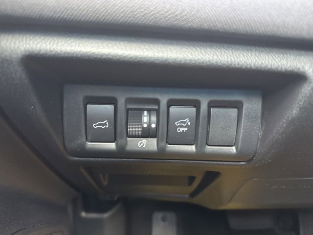 Used 2025 Subaru Outback Premium image 29