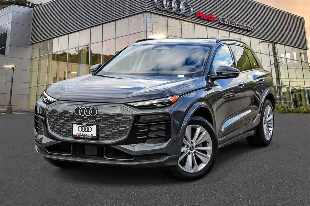 Used 2025 Audi Q6 e-tron Premium w/ Convenience Package