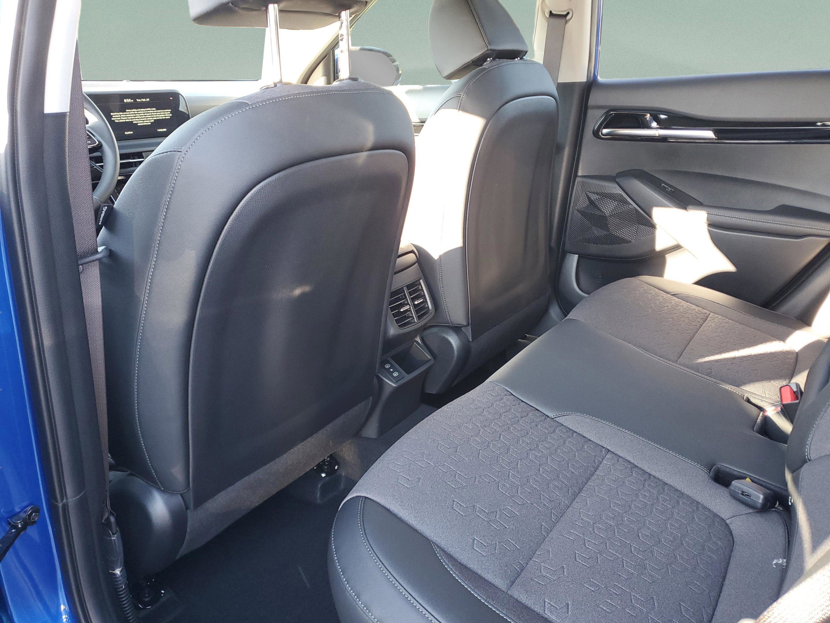 New 2026 Kia Seltos S FWD image 6