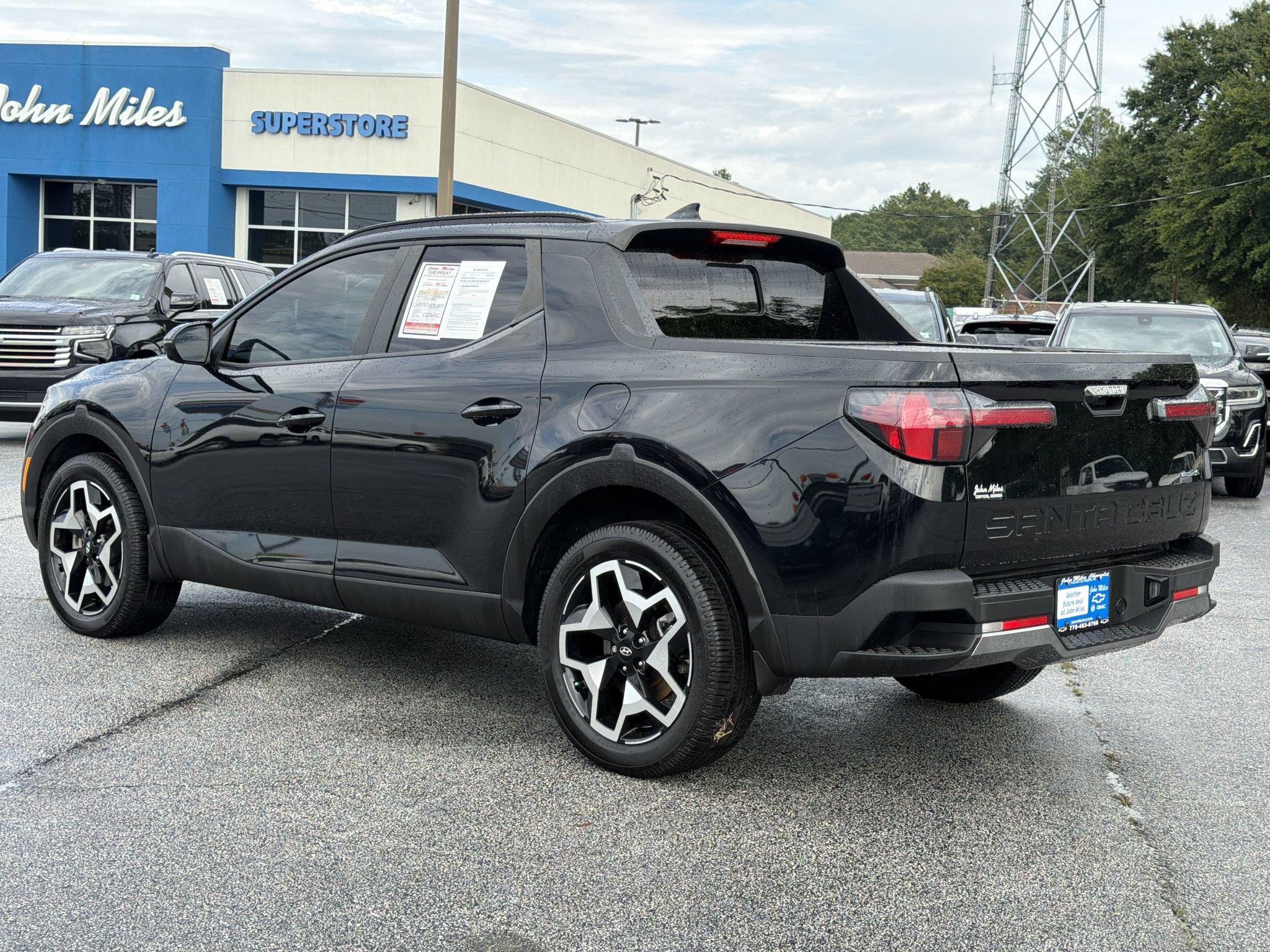 Used 2023 Hyundai Santa Cruz Limited AWD/4WD image 4