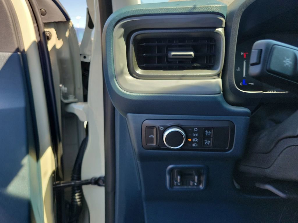 Used 2025 Ford Maverick XL w/ 4K Tow Package image 22