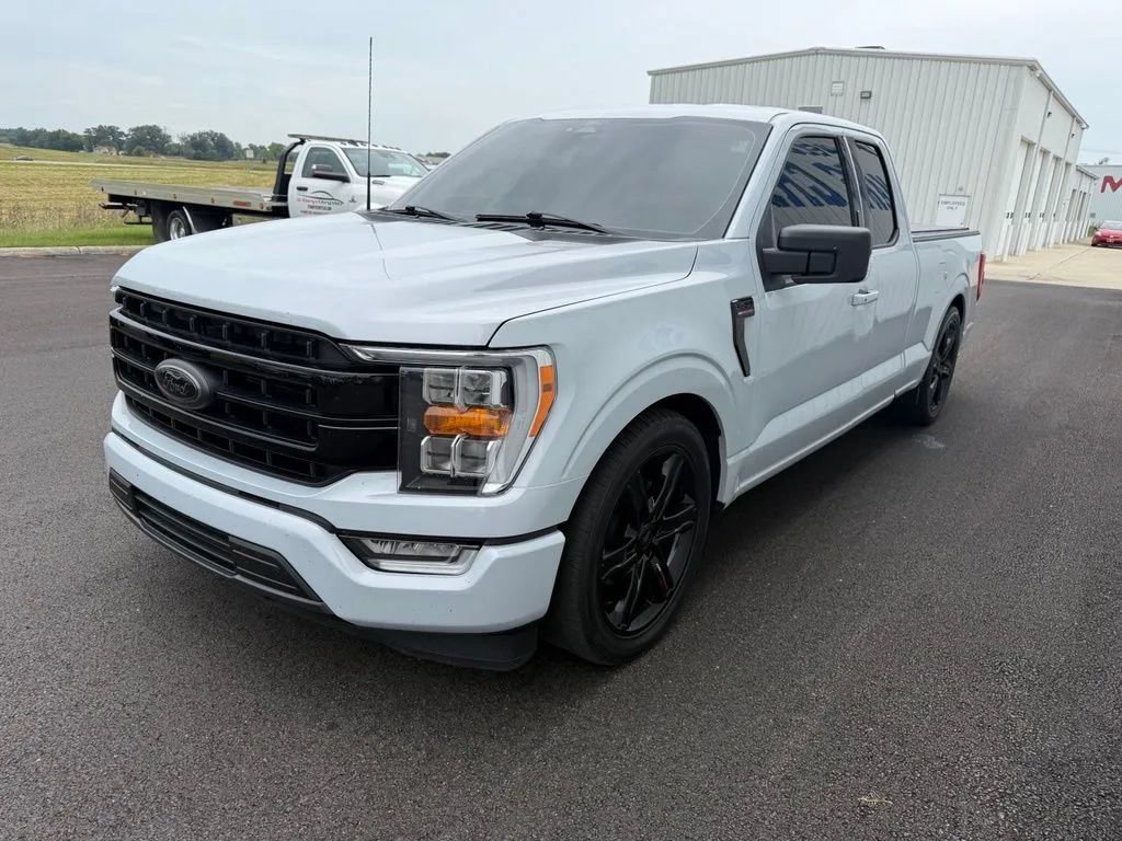 Used 2022 Ford F150 XLT w/ Equipment Group 302A High RWD image 4