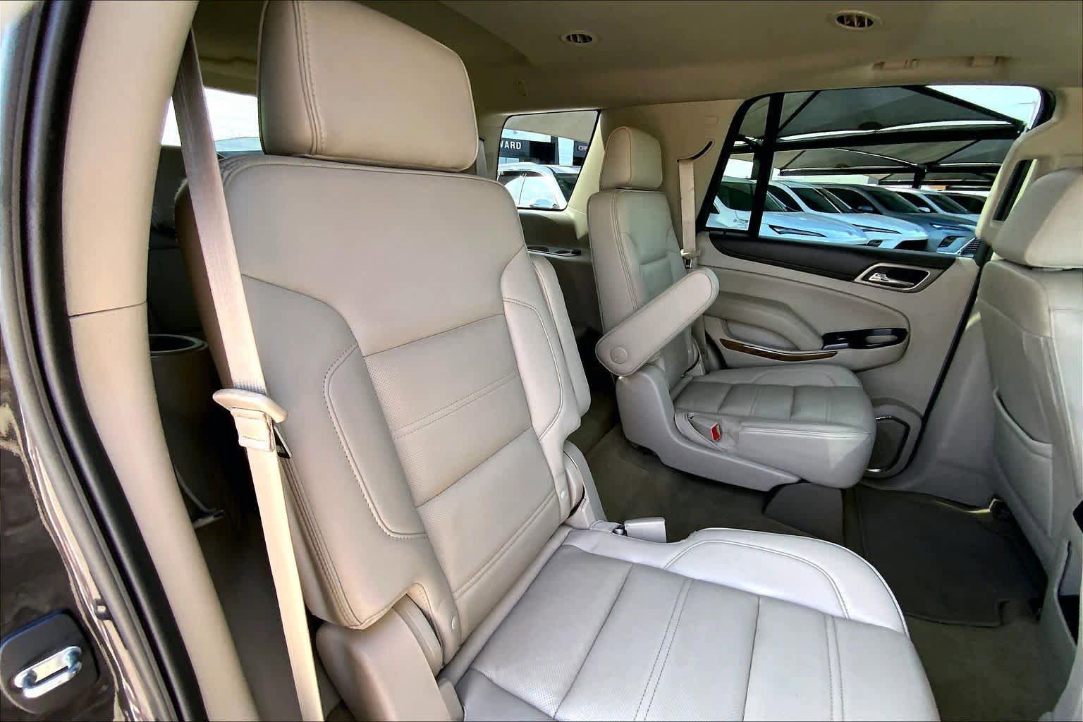 Used 2017 GMC Yukon Denali AWD/4WD image 18