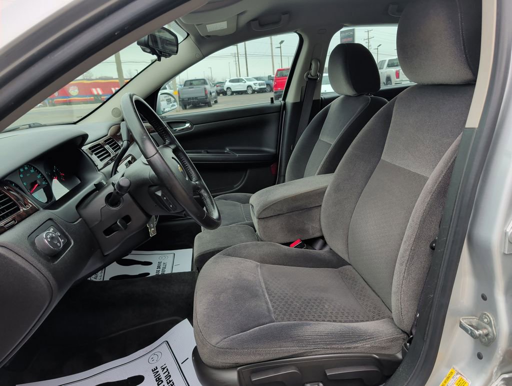 Used 2013 Chevrolet Impala LS image 8