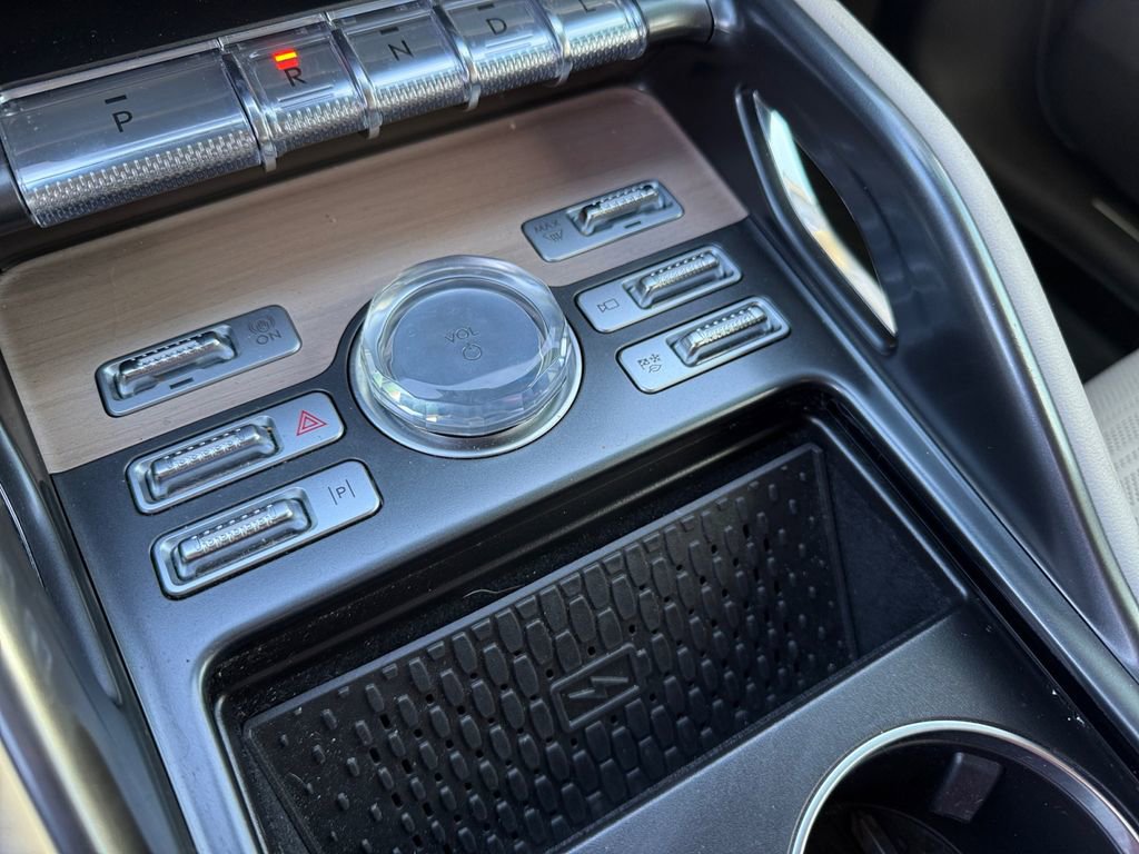 Used 2024 Lincoln Nautilus Reserve w/ Equipment Group 203A image 21