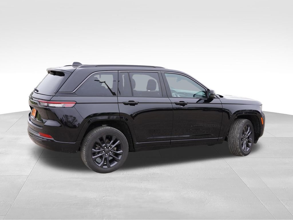 Certified 2026 Jeep Grand Cherokee Limited AWD/4WD image 4