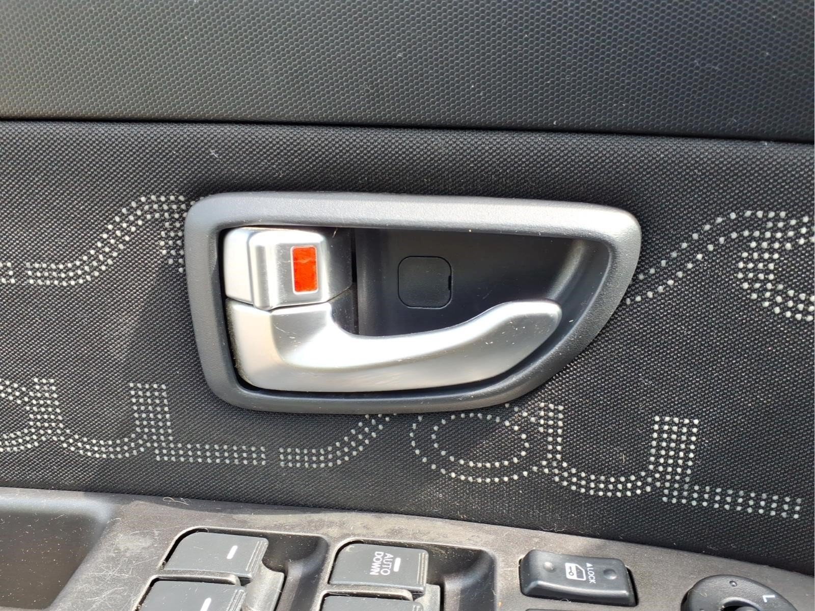 Used 2012 Kia Soul + FWD image 16